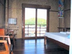 Sea Dive - Deluxe Aircon Room